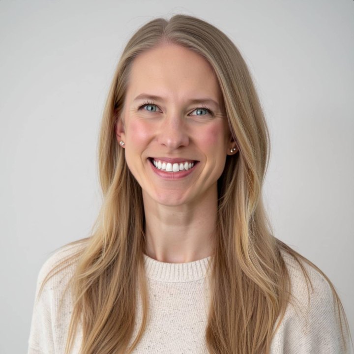 Portrait of Morgan Depenbusch smiling